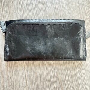 Black Leather Trifold Wallet Zipper Closure